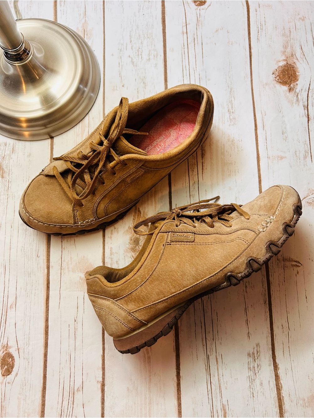 Skechers Shoes Bikers Curbed Brown Suede Leather Memory Foam Women’s Size 8.5